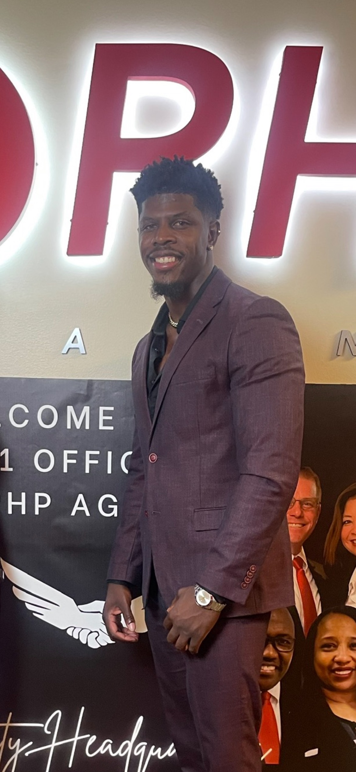 Agent photo